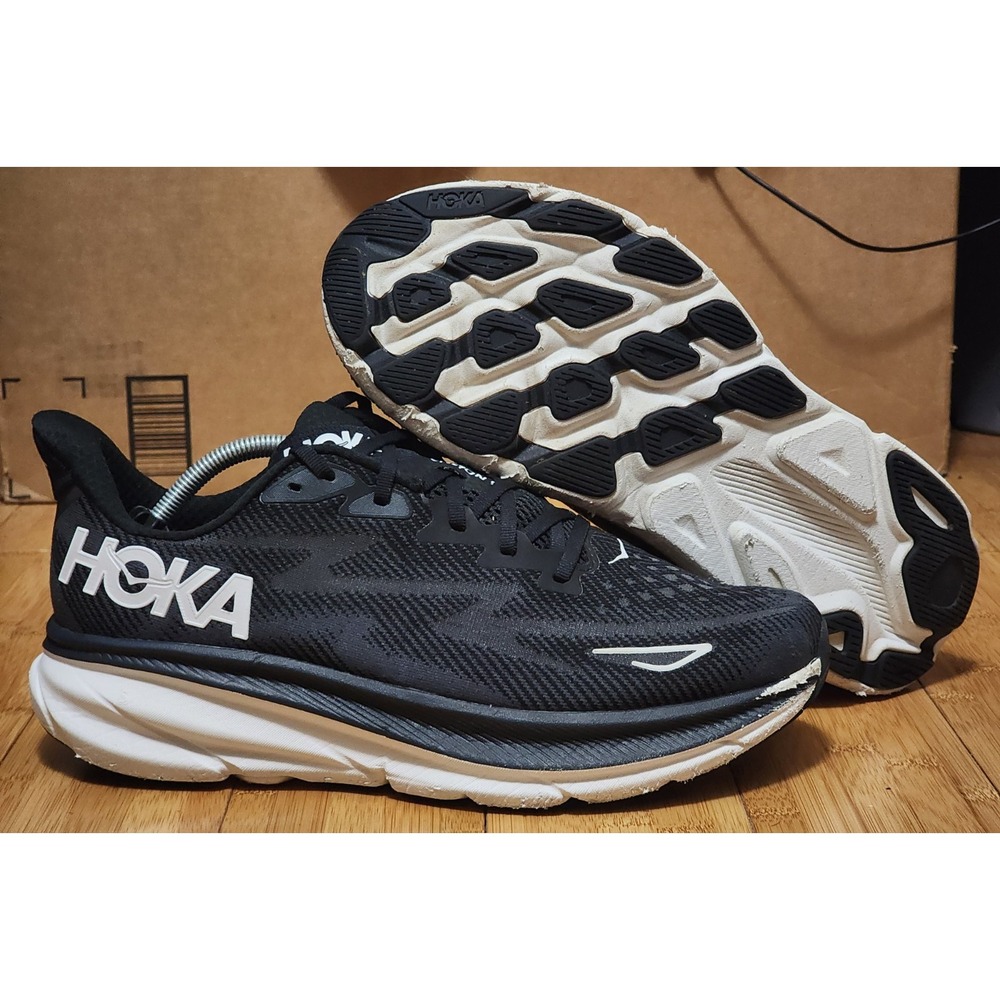 Hoka One One Clifton 9 Running Shoes Mens 11.5 D Black Sneakers 1127895 BWHT